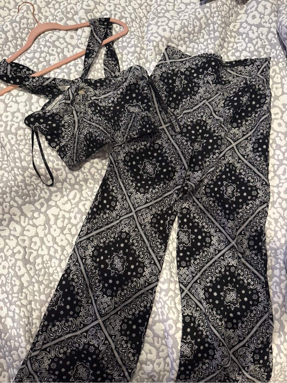 Monteau Black & White Bandana-Print Wide Leg Jumpsuit set